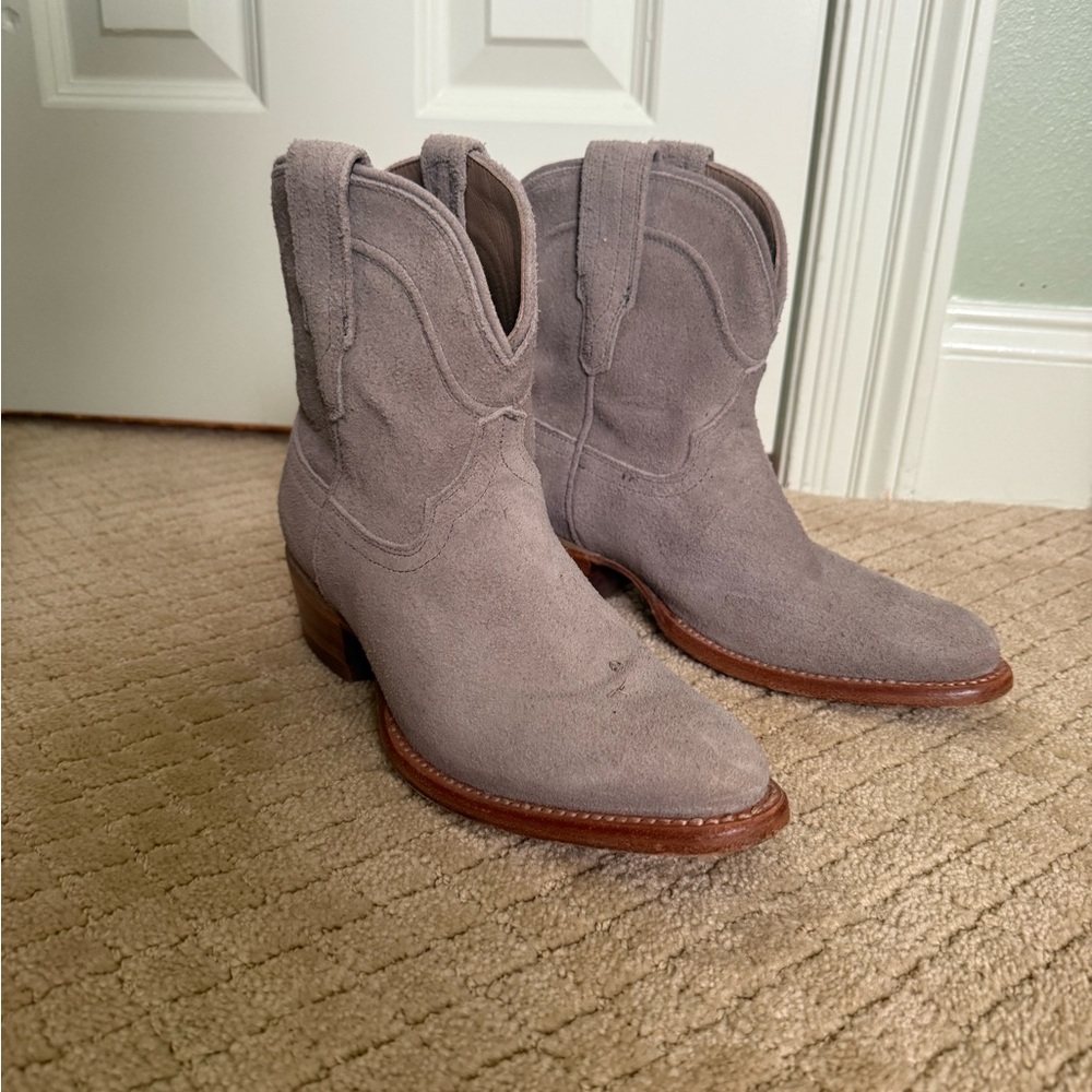 Women's 7.5 Tecovas mini Western Boots